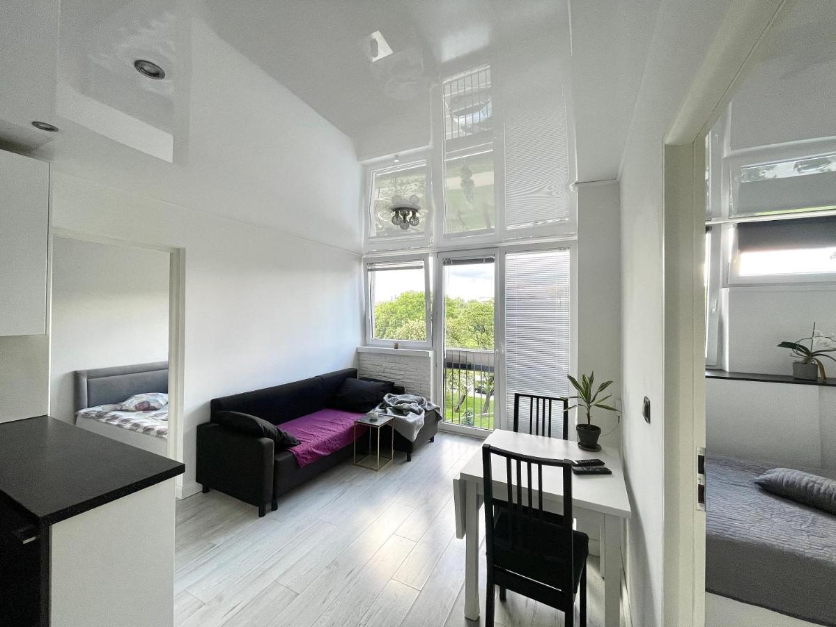 Apartament Sasi - Cozy For 6 People In Centre Warszawa