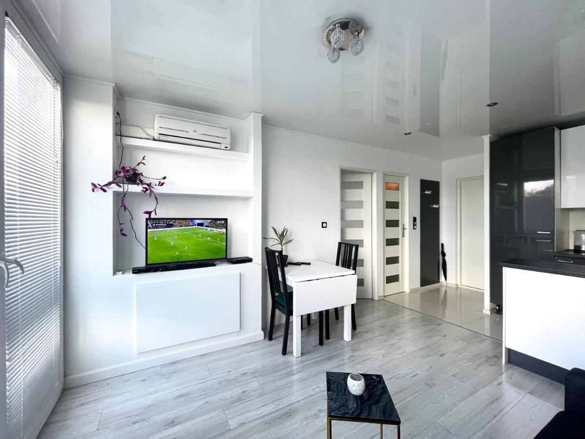 Sasi - Cozy For 6 People In Centre Apartament Warszawa