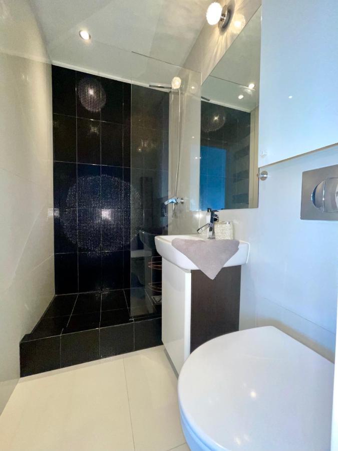 Sasi - Cozy For 6 People In Centre Apartament Warszawa